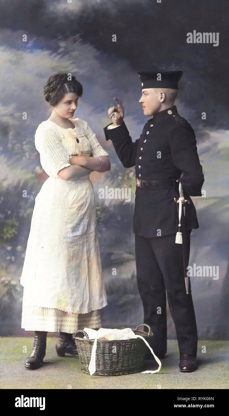 Verliebte Paare in Deutschland, Armee von Sachsen, Körbe von Deutschland, 1913, Meißen, Artilllerie Wäschermädel Stockfoto