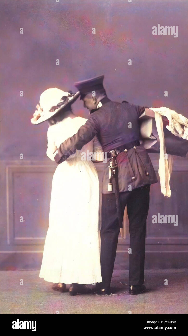 Verliebte Paare in Deutschland, Armee von Sachsen, Hut, 1913, Meißen, Grenadiere Hutkarton Stockfoto