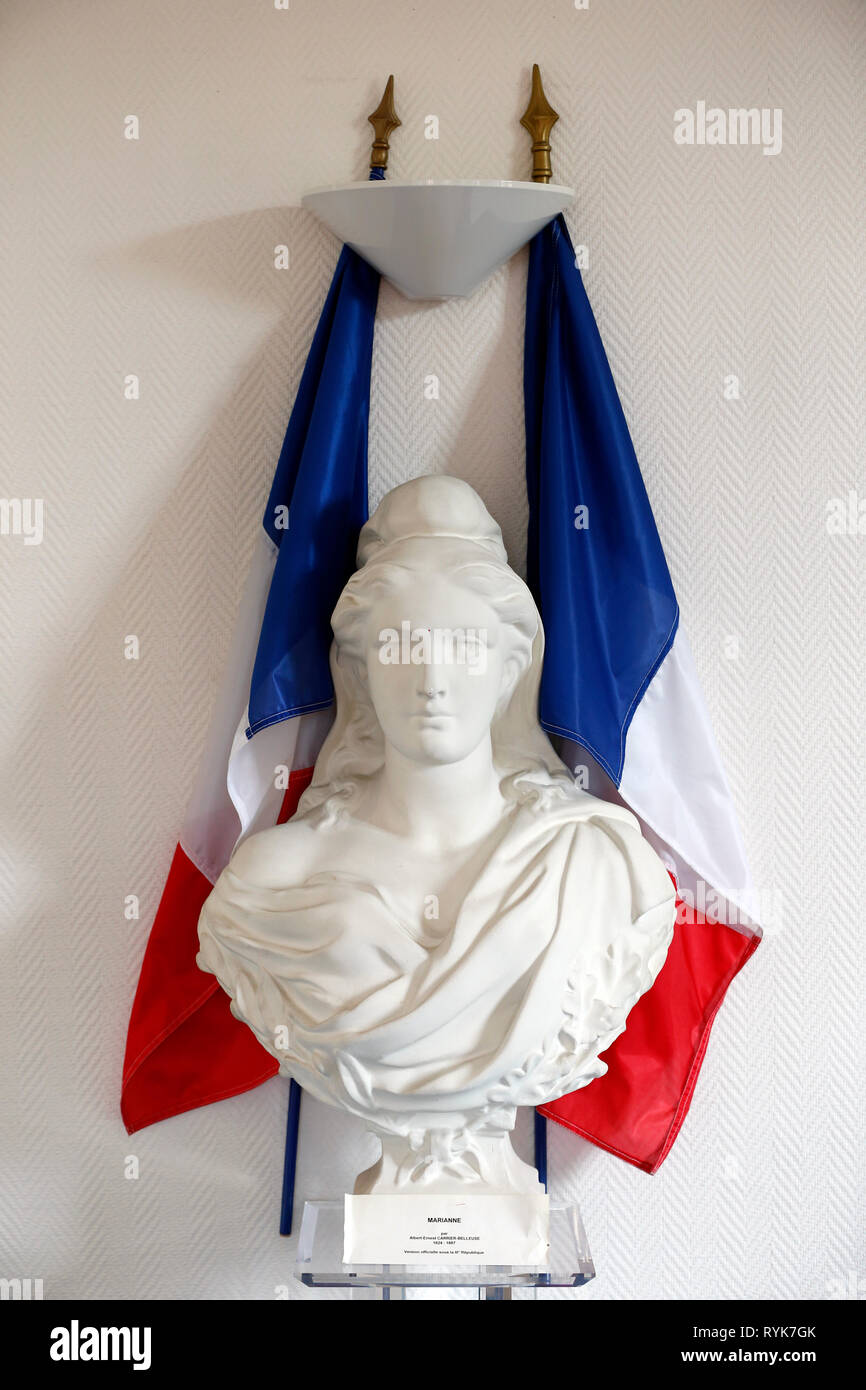 Statue von Marianne, nationales Symbol der Französischen Republik. Menthon Saint Bernard. Frankreich. Stockfoto