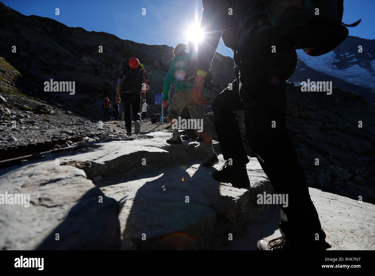 Alpinisten während der Besteigung des Mont Blanc entlang der normalen Route über Gouter Zuflucht. Frankreich. Stockfoto