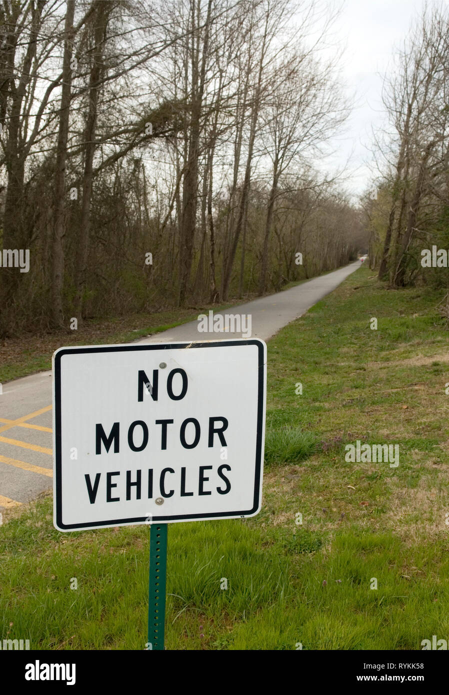 Keine Fahrzeuge an Greenlink Rad- und Wanderweg, Greenville, South Carolina, USA. Stockfoto