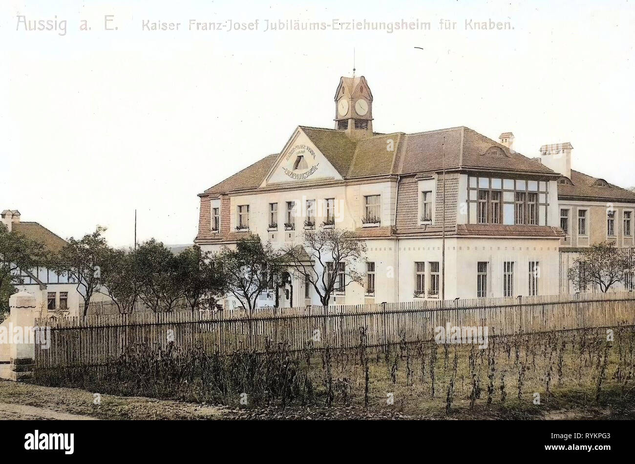 Gebäude in Ústí nad Labem, Häuser für Kinder in der Tschechischen Republik, 1913, Aussig, Aussig, Kaiser Franz Josef, Erziehungsheim für Knaben Stockfoto