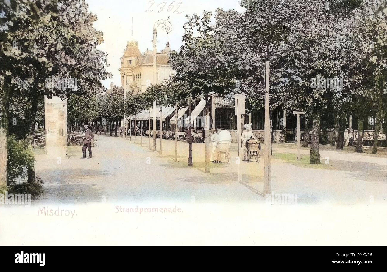 Strände von Polen, Werbung Spalten in Polen, Baby Autos in 1900s, Promenaden, Misdroy, 1902, Woiwodschaft Westpommern, Misdroy, Strandpromenade Stockfoto