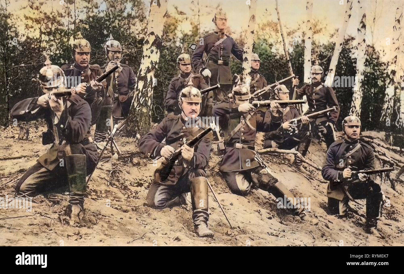 Die Verwendung von Waffen, 1. Königlich Sächsisches Train-Bataillon Nr. 12, 1906, Dresden, Im Feuergefecht, Deutschland Stockfoto