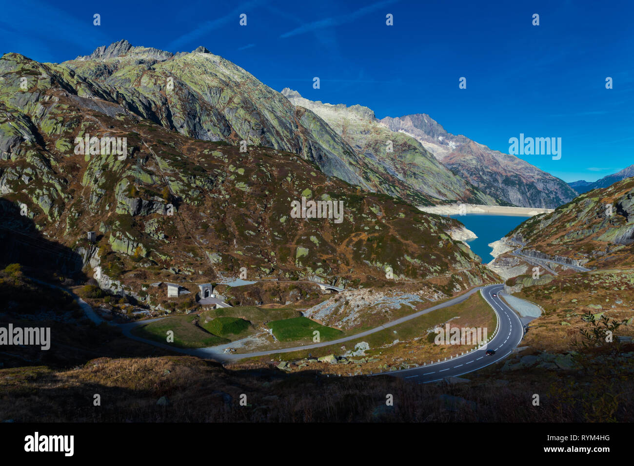 Totensee auf dem Gipfel der Grimselpass in den Alpen Stockfoto