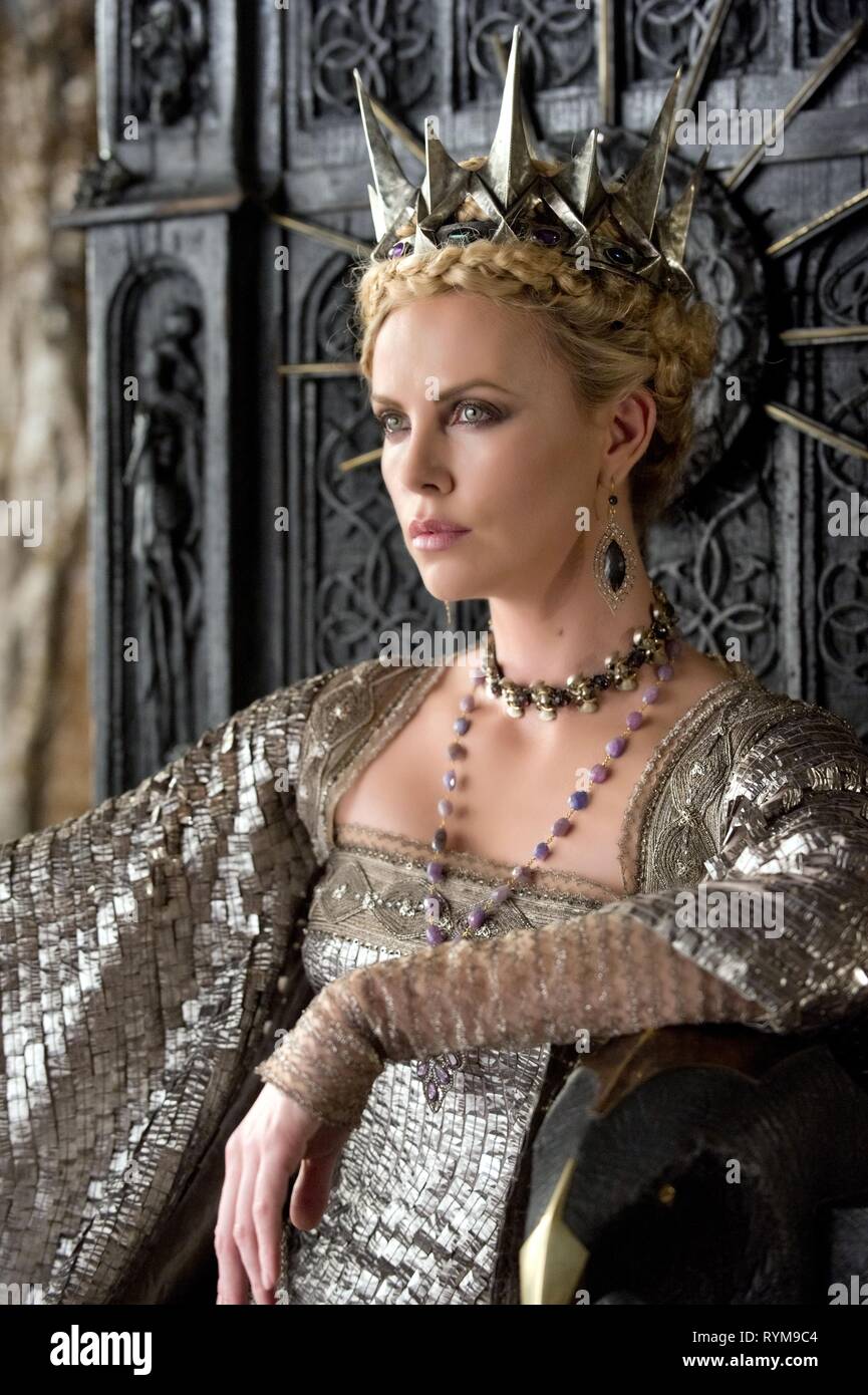 Snow White Huntsman Film Stockfotos Und Bilder Kaufen Alamy