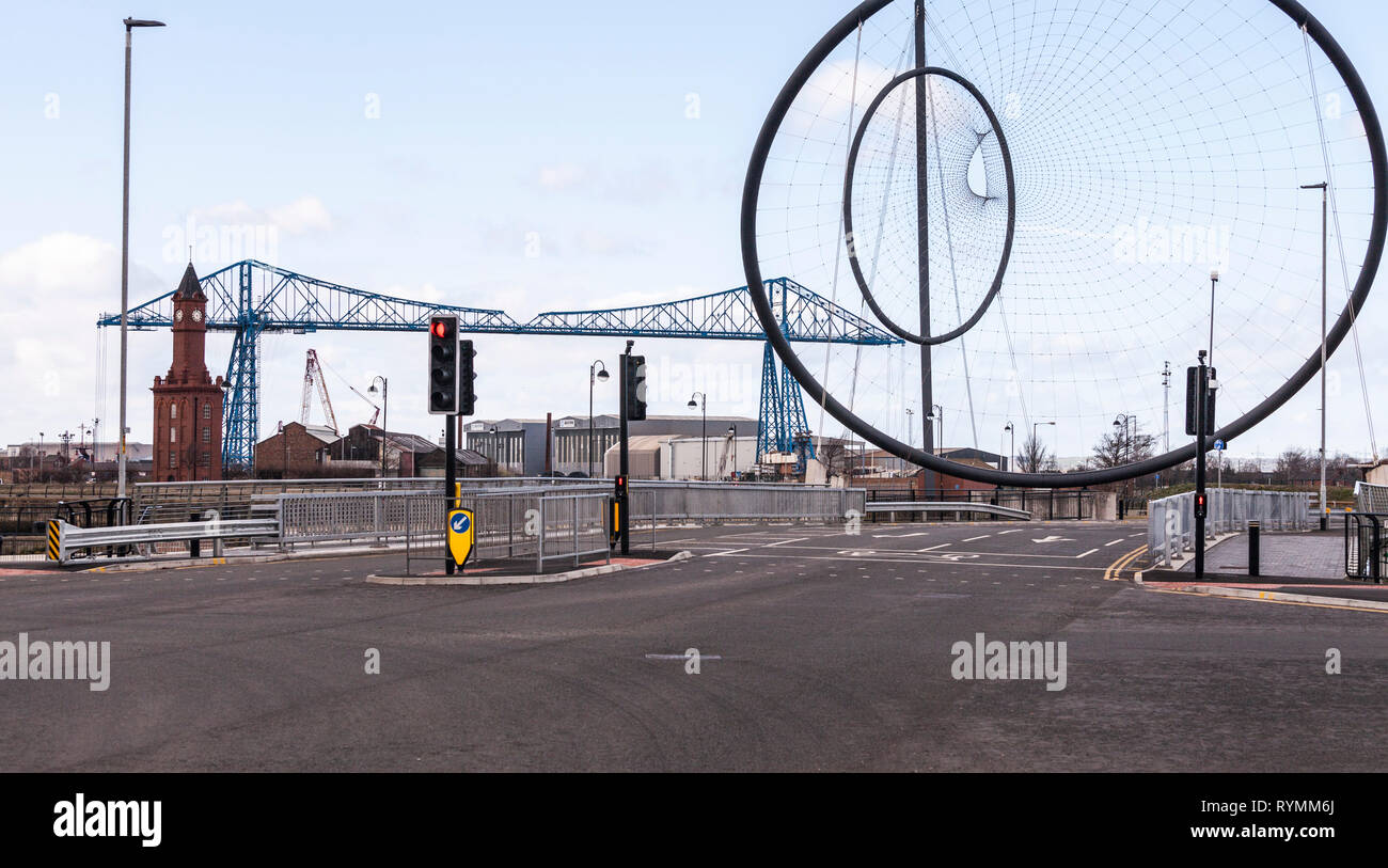 Das neue Dock Bridge und Link Road in der Nähe des Riverside Stadium und Middlehaven in Middlesbrough, England, Großbritannien Stockfoto
