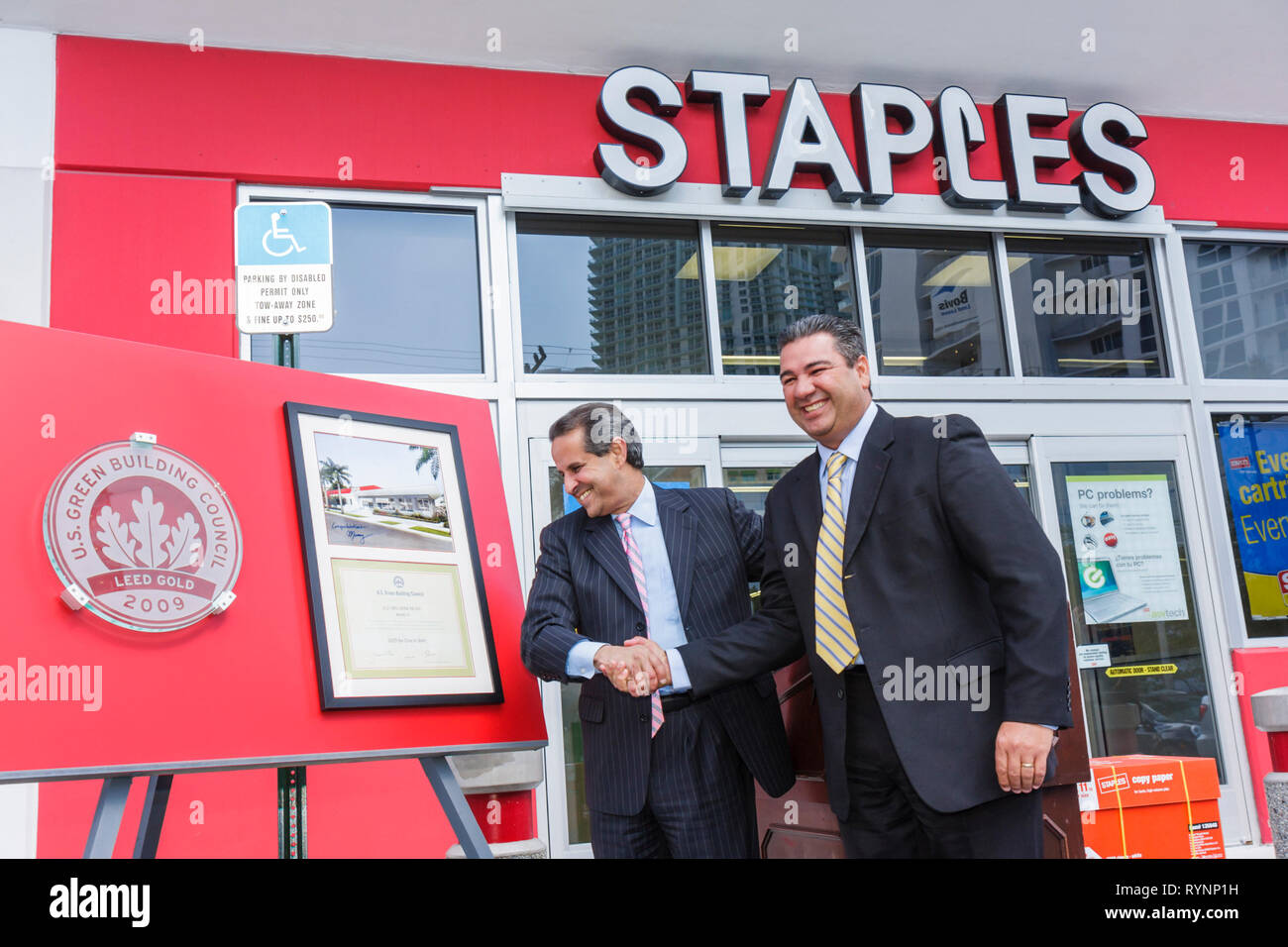 Miami Florida, Staples, Bürobedarf, Einzelhandel, Kette, erhält Green Building Council LEED Gold-Zertifizierung, Umwelt, Green Movement, DIS Stockfoto