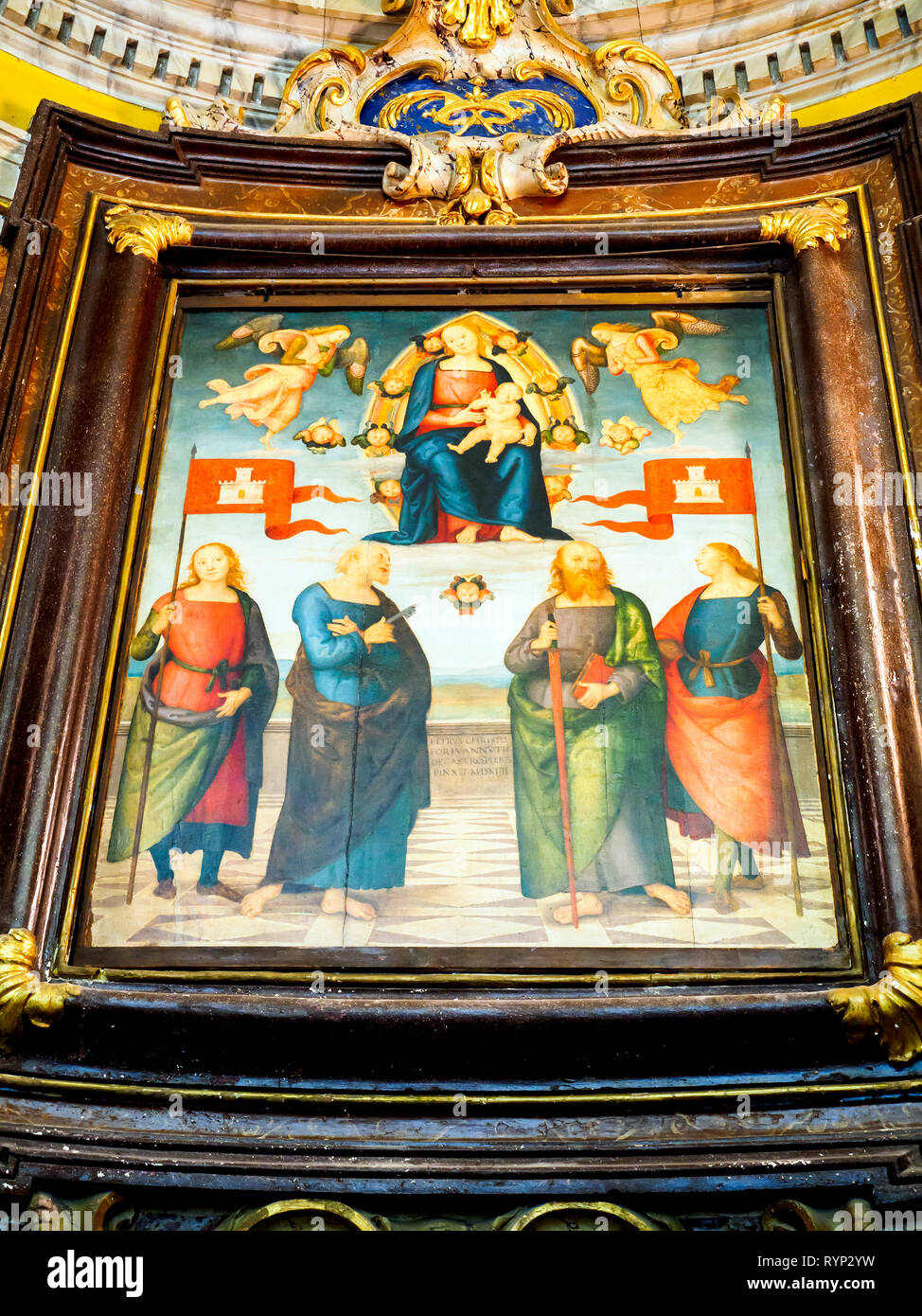 Santi della chiesa di pietro e paolo Fotos und Bildmaterial in hoher