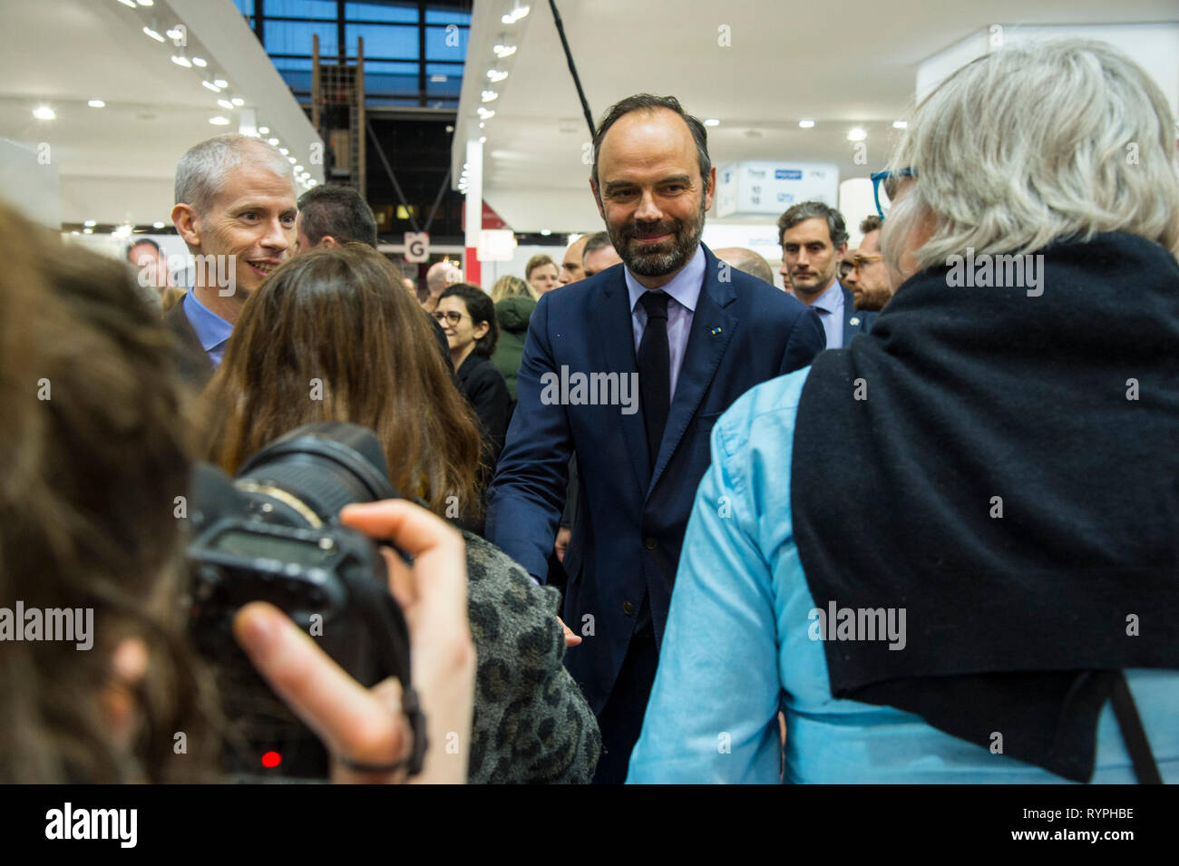 Der französische Premierminister Edouard Philippe gesehen, die in der 2019 Pariser Buchmesse. Stockfoto