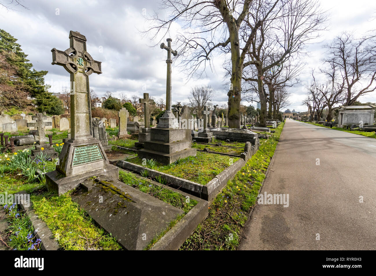 Brompton Friedhof. Im Jahre 1840 als kommerzielle Friedhof eröffnet wurde, gibt es nur sehr wenige Arme hier begraben. London. Großbritannien Stockfoto