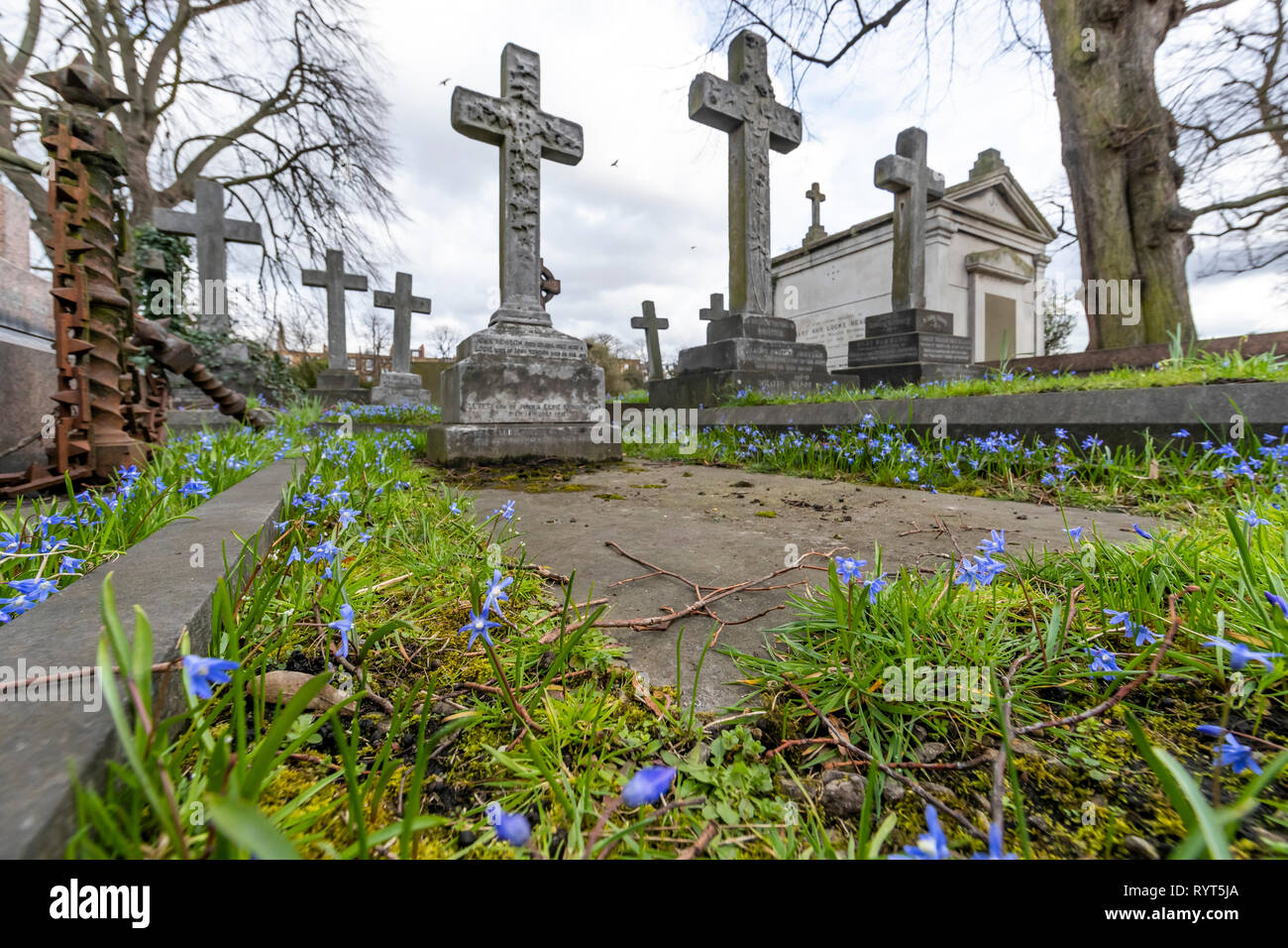 Brompton Friedhof. Im Jahre 1840 als kommerzielle Friedhof eröffnet wurde, gibt es nur sehr wenige Arme hier begraben. London. Großbritannien Stockfoto