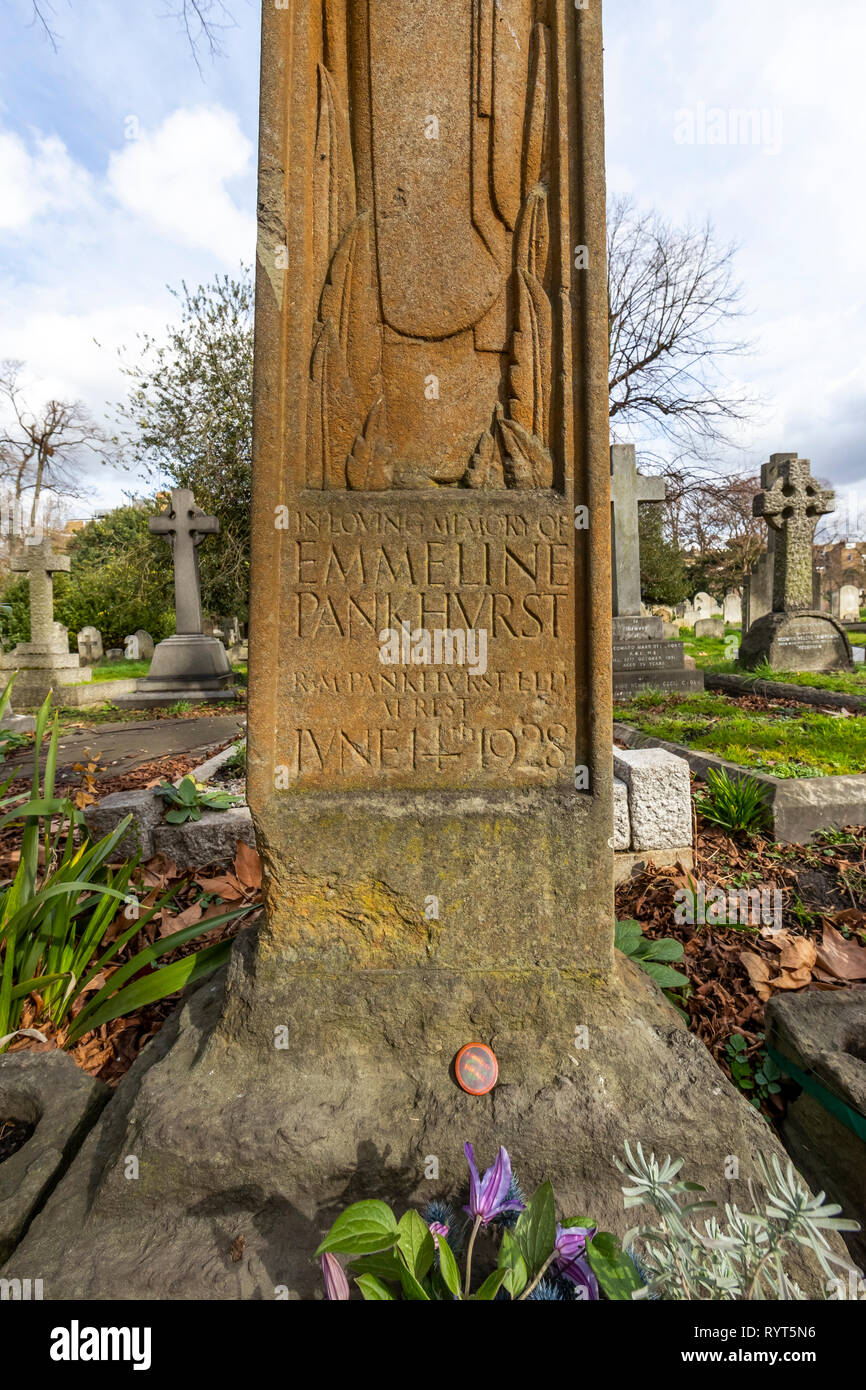 Brompton Friedhof. Im Jahre 1840 als kommerzielle Friedhof eröffnet wurde, gibt es nur sehr wenige Arme hier begraben. London. Großbritannien Stockfoto