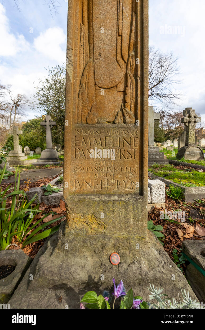 Brompton Friedhof. Im Jahre 1840 als kommerzielle Friedhof eröffnet wurde, gibt es nur sehr wenige Arme hier begraben. London. Großbritannien Stockfoto
