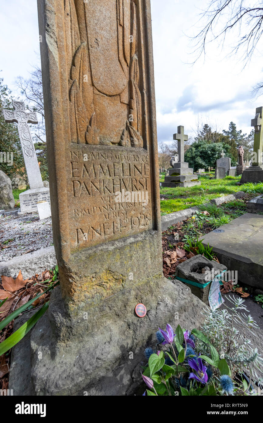 Brompton Friedhof. Im Jahre 1840 als kommerzielle Friedhof eröffnet wurde, gibt es nur sehr wenige Arme hier begraben. London. Großbritannien Stockfoto