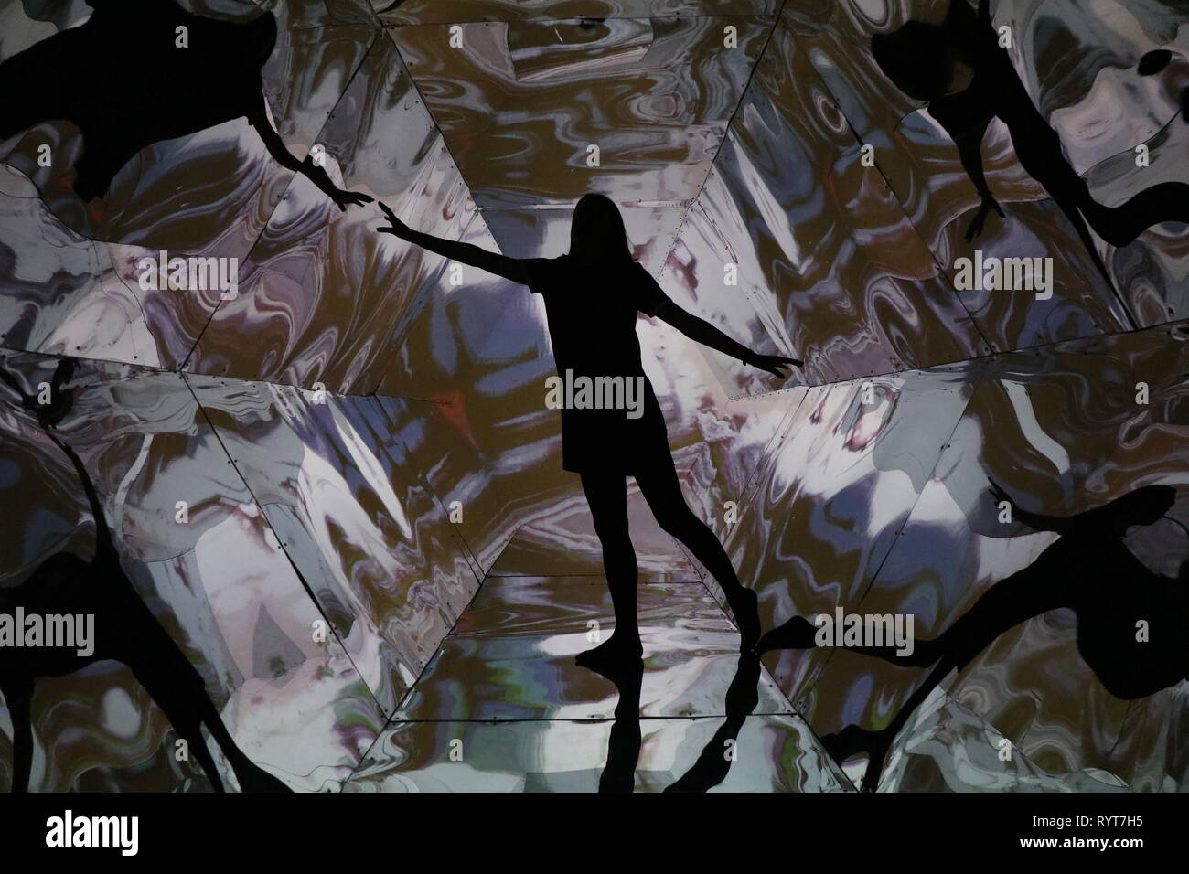 Kaleidoskop 15. März - 5. Mai 2019 Saatchi Gallery Stockfoto