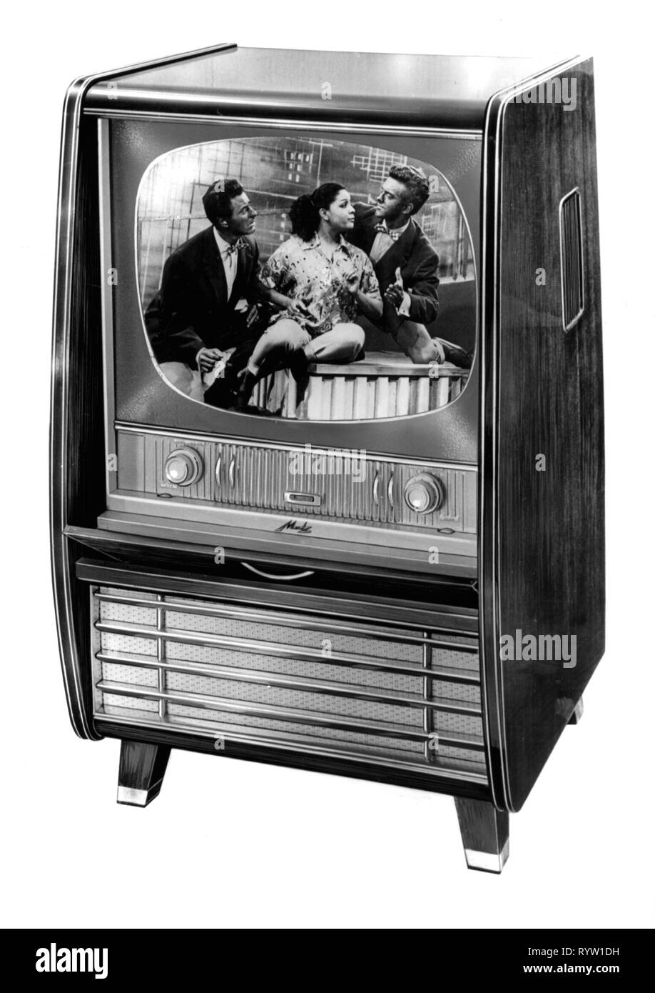 Broadcast, Fernseher, Fernseher Metz 1060, Deutschland, 1957, Technik, Industrie, Industrie, Elektronik, Unterhaltungselektronik, Fernsehen Konsole, Fernseher Schrank, Möbel, Film, Telekommunikation, Telekommunikation, Telecom, Deutschland, 20. Jahrhundert, 1950er Jahre, Fernseher, Fernseher, TV, Fernsehgerät, TV-Geräte, Fernseher, historischen, geschichtlichen, Additional-Rights - Clearance-Info - Not-Available Stockfoto Broadcast, Fernseher, Fernseher Metz 1060, Deutschland, 1957, Technik, Industrie, Industrie, Elektronik, Unterhaltungselektronik, Fernsehen Konsole, Fernseher Schrank, Möbel, Film, Telekommunikation, Telekommunikation, Telecom, Deutschland, 20. Jahrhundert, 1950er Jahre, Fernseher, Fernseher, TV, Fernsehgerät, TV-Geräte, Fernseher, historischen, geschichtlichen, Additional-Rights - Clearance-Info - Not-Available Stockfoto