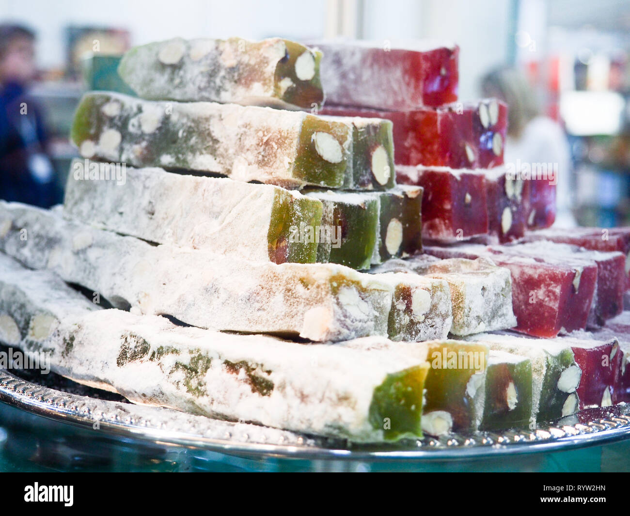 Traditionelle türkische Freude, sortierte Turkish Delight bars Zucker überzogen soft Candy Stockfoto