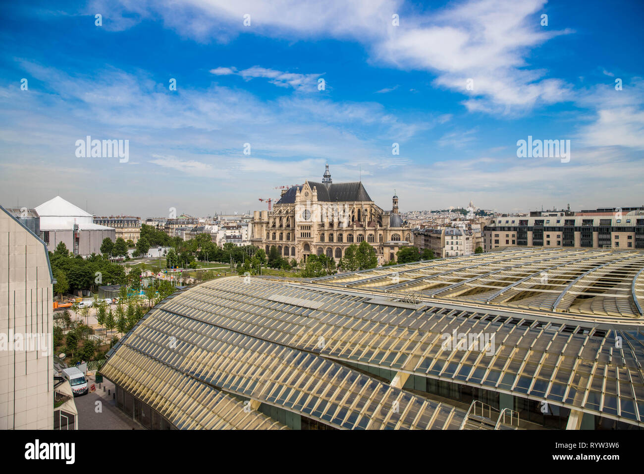 Kirche Saint-Eustache, Eglise Saint Eustache, vor dem Vordach, Les Halles, Paris Stockfoto