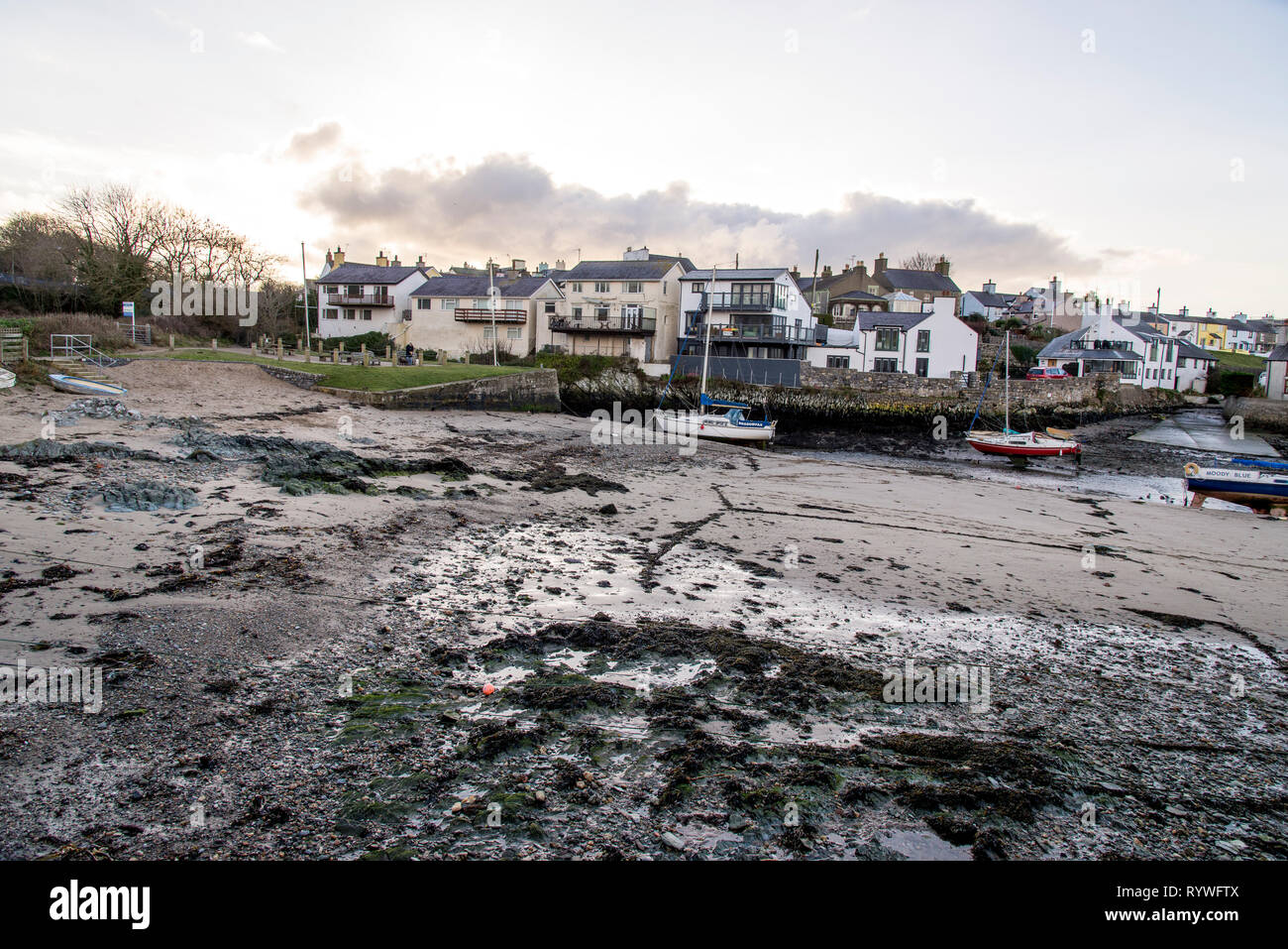Anzeigen von Cemaes Bay in Anglesey, Wales, UK. Foto am 4. Februar 2019, Stockfoto
