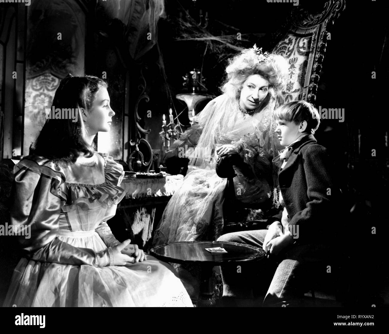 JEAN SIMMONS, MARTITA HUNT, ANTHONY WAGER, GROSSE ERWARTUNGEN, 1946 Stockfoto