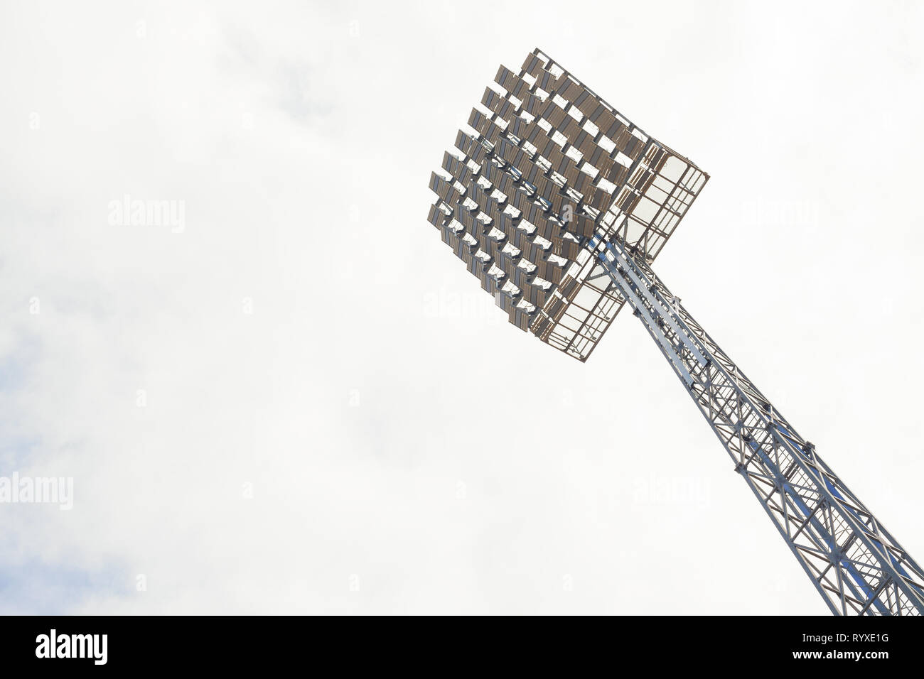 Fußball-yard Reflektoren, moderne LED-Beleuchtung, abstrakte Komposition. Stockfoto