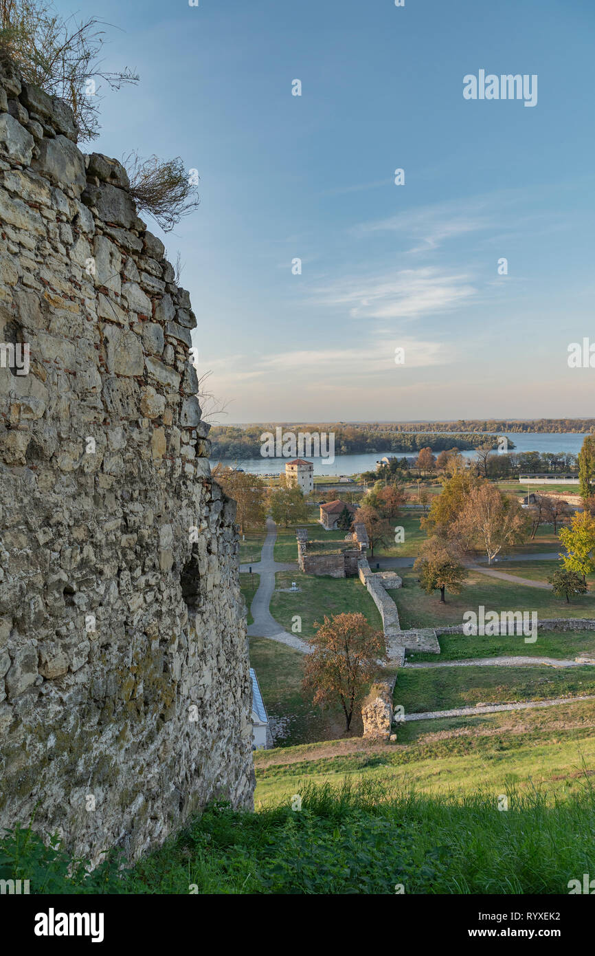 Belgrad - Ansicht von Belgrad Fortess auf die nebojsa Turm, die ist ein achteckiges Gebäude mit mächtigen Mauern, Belgrad, Serbien, 05.11.2018 Stockfoto