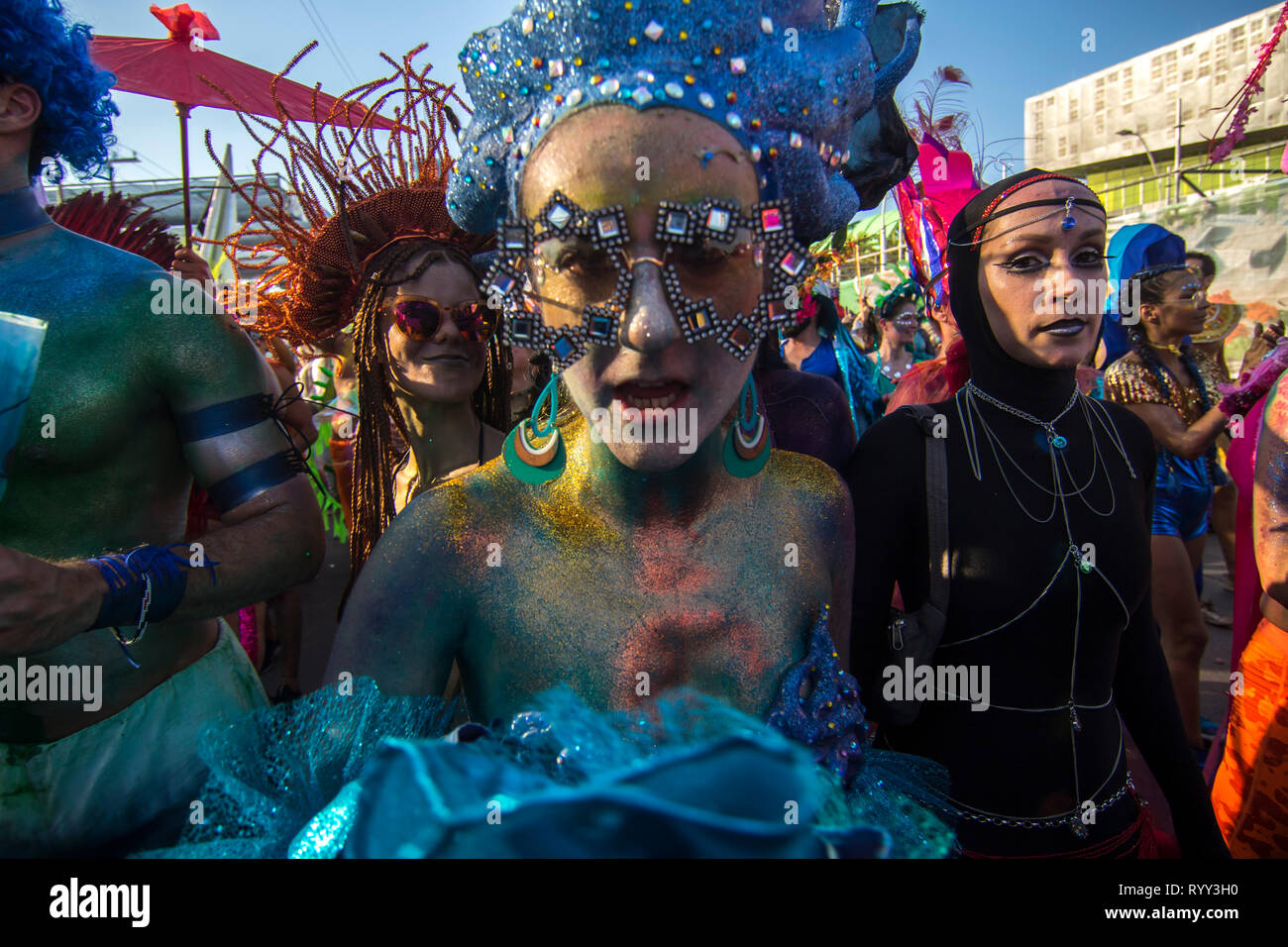 Die Schlacht der Blumen ist eine Veranstaltung, die am Samstag im Karneval dauert. Es ist ein Umzug mit Wagen, comparsas, cumbiambas, Folkloregruppen aus Tanz und Stockfoto