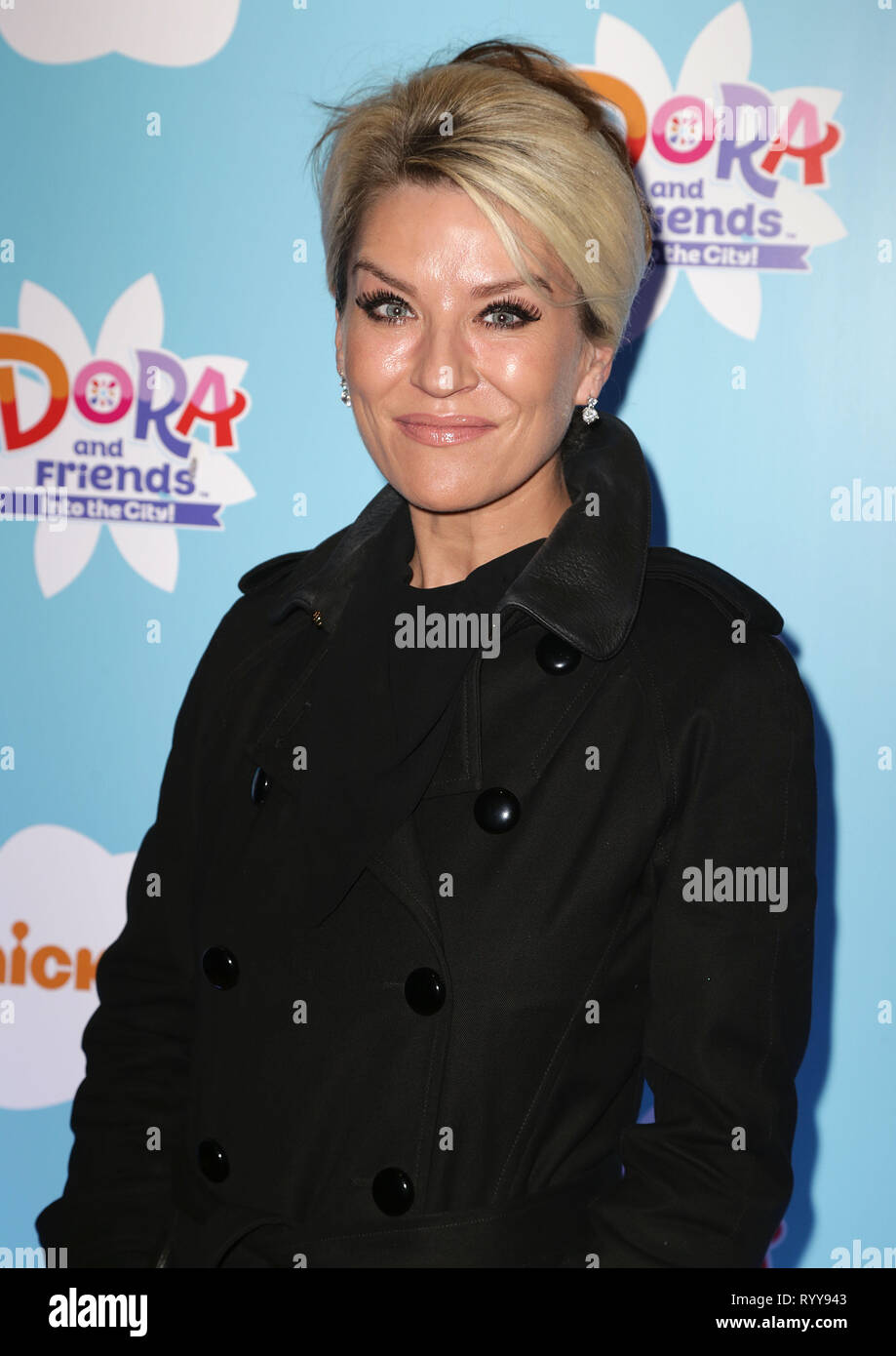 Nov 02, 2014 - London, England, UK-Dora und Freunde: In die Stadt! UK Premiere, Empire, Leicester Square Foto zeigt: Zoe Lücker Stockfoto