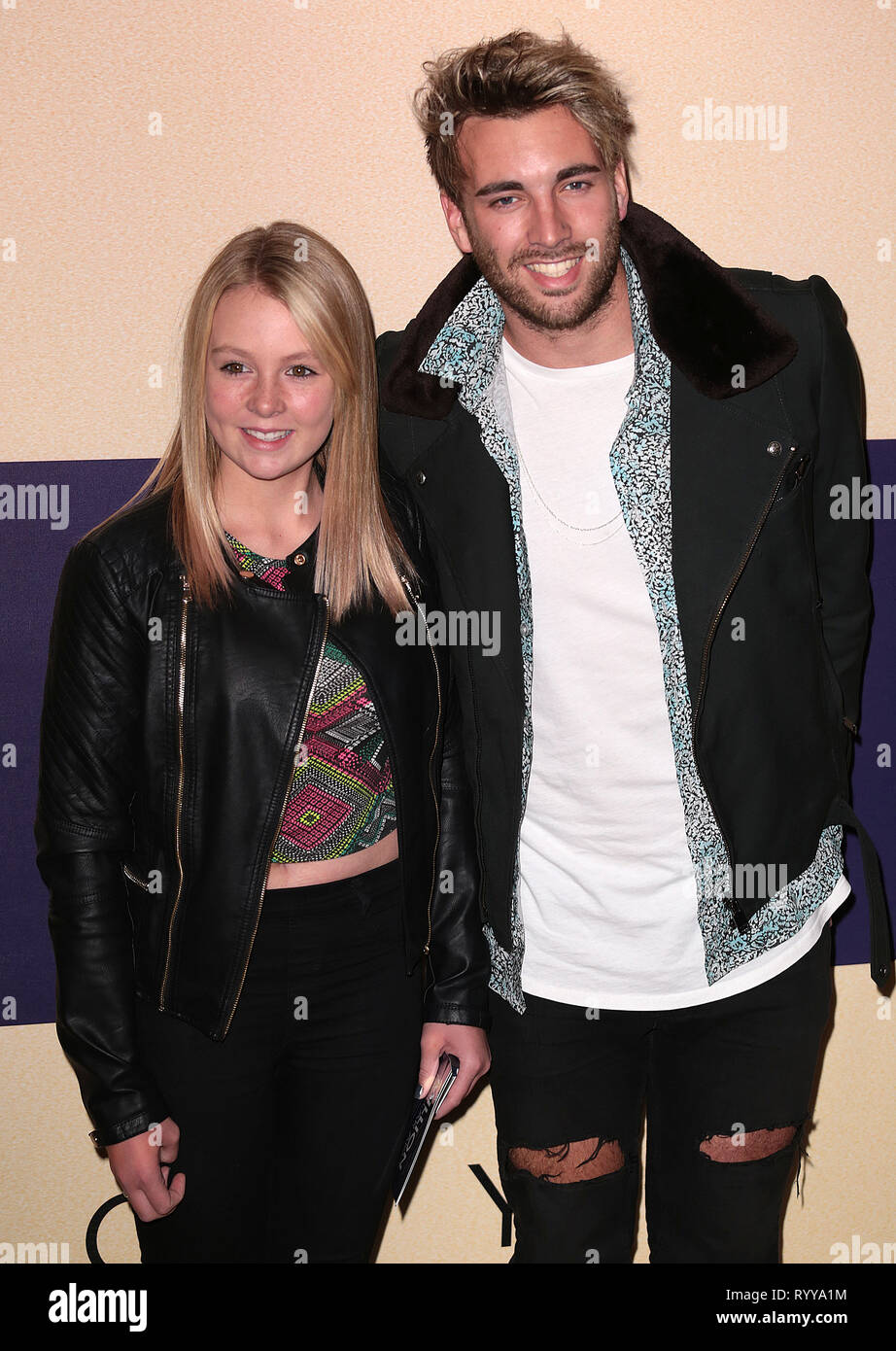 Apr 21, 2014 - London, England, UK-Millionen Dollar Arm Galavorstellung, May Fair Hotel Foto zeigt: Andy Samuels; Harriet Baker Stockfoto