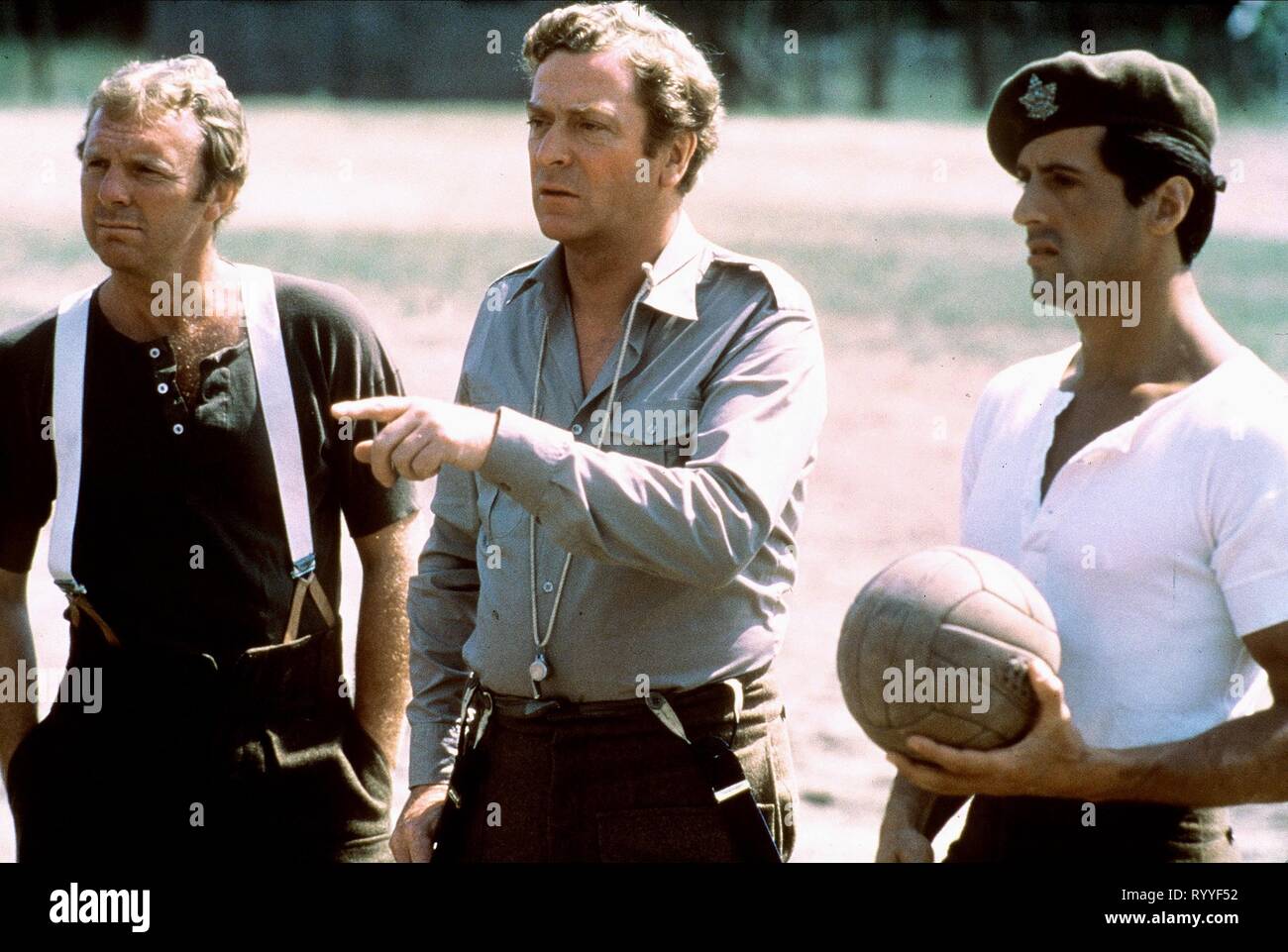 MOORE, CAINE, STALLONE, ESCAPE um Sieg, 1981 Stockfoto