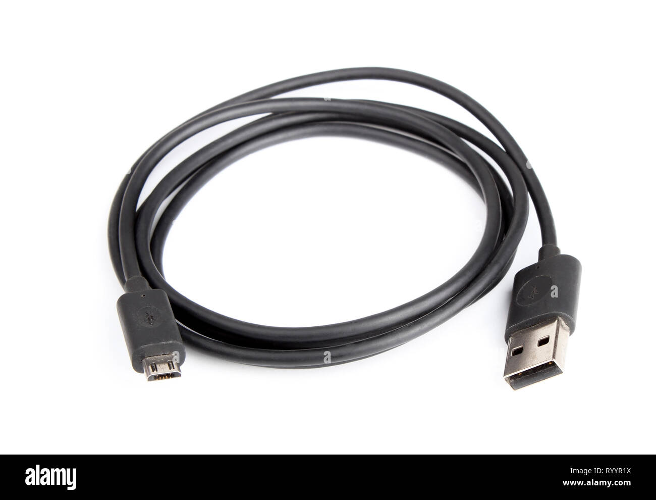 Im Ring USB-Kabel isoliert auf weißem aufgewickelt Stockfoto