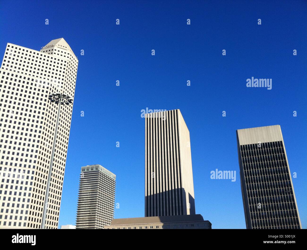 Teil der Innenstadt von Houston Skyline mit United Airlines, KBR und 500 Jefferson Gebäude.  Januar 2014 Stockfoto