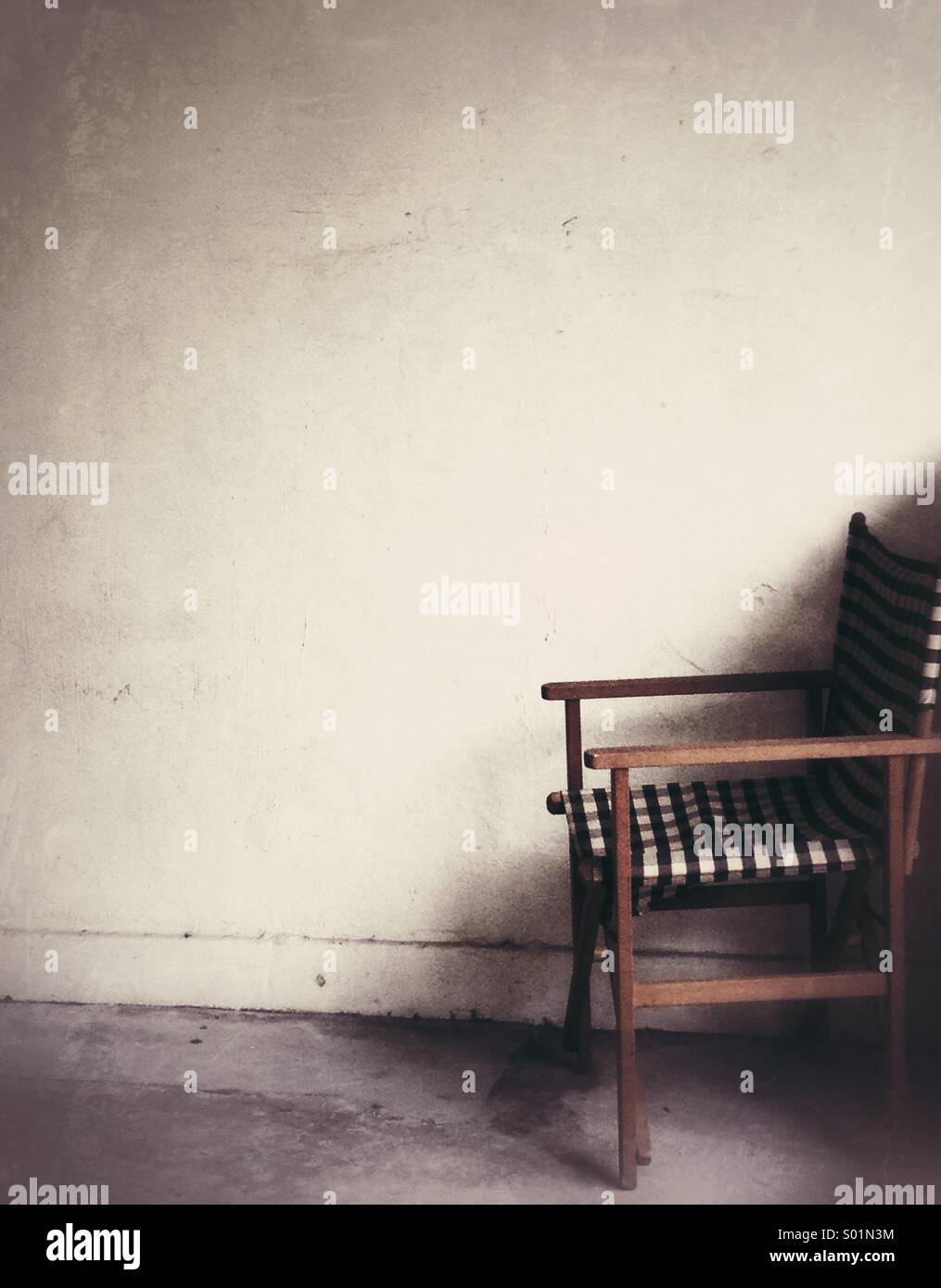 Einsame Stuhl Stockfoto