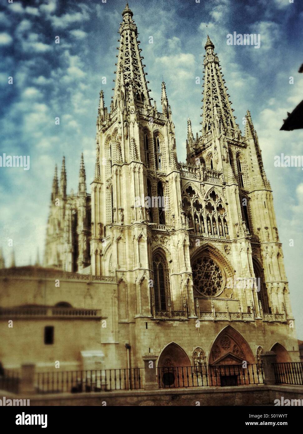 Kathedrale von Burgos. Gotischen Stil. XIII. Jahrhundert - Smartphone-aufgenommenes Stockfoto
