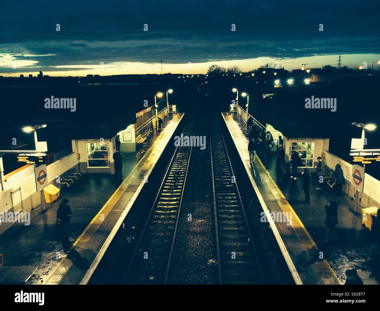 London Overground Bahnhof Stockfoto