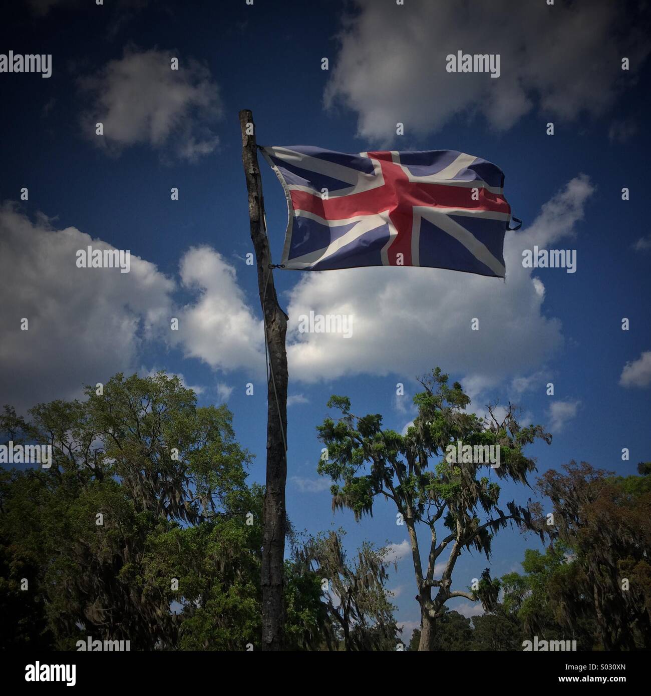Der Union Jack fliegen über Fort Frederica, Georgia - Smartphone-aufgenommenes Stockfoto