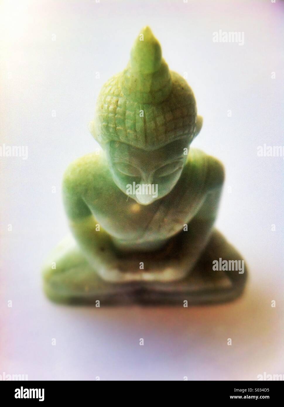 Jade Buddha-statue - Smartphone-aufgenommenes Stockfoto