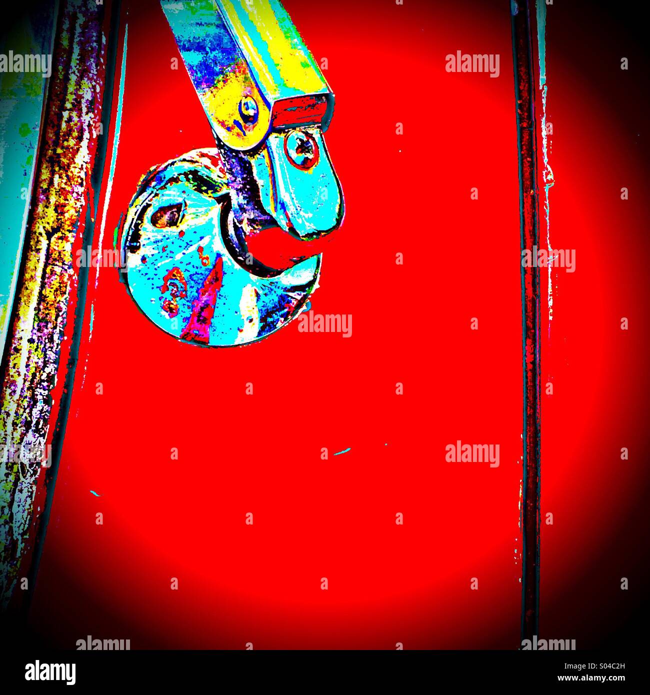 Auto Scheibenwischer Anlage auf rote Mütze - Smartphone-aufgenommenes Stockfoto