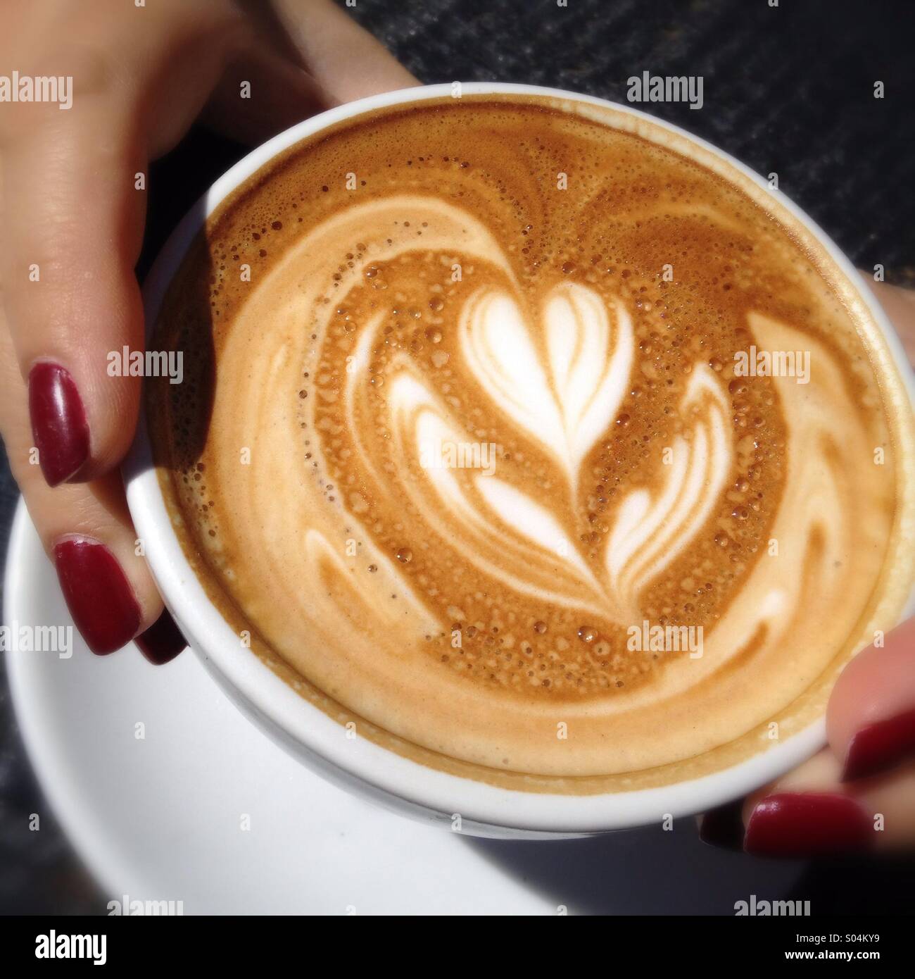 Kaffee - Smartphone-aufgenommenes Stockfoto