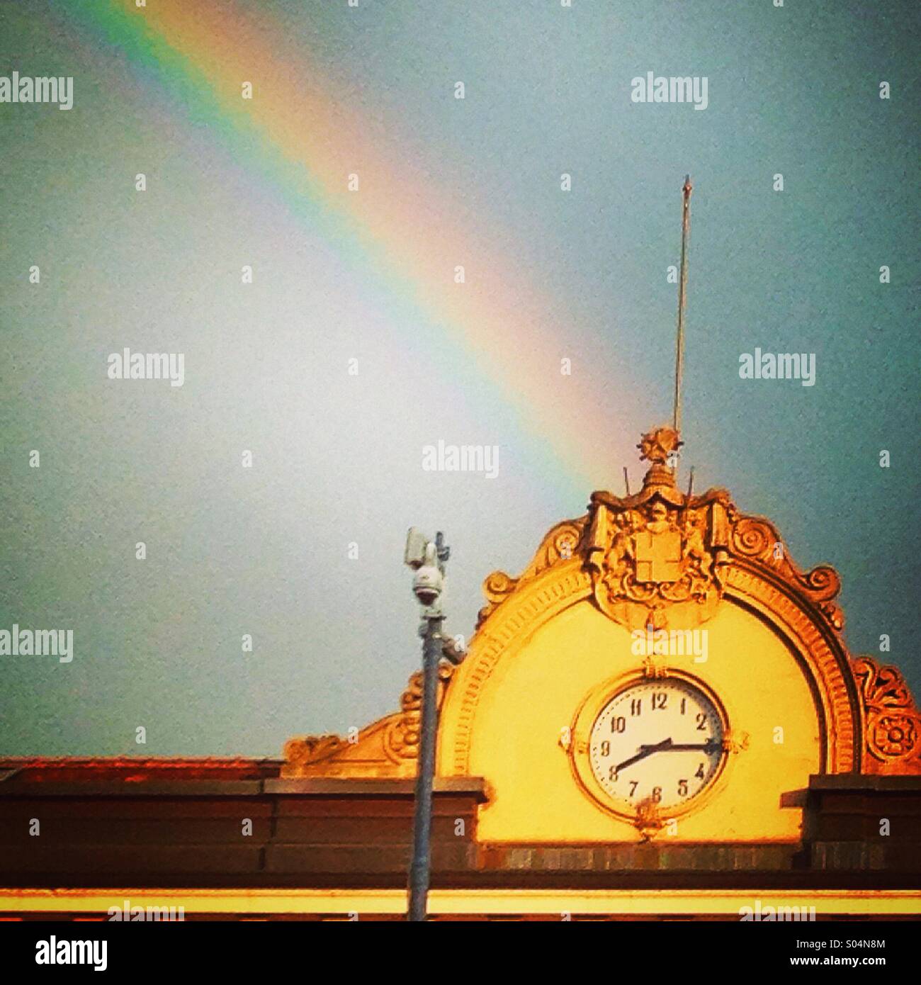 20:15 Regenbogen Stockfoto