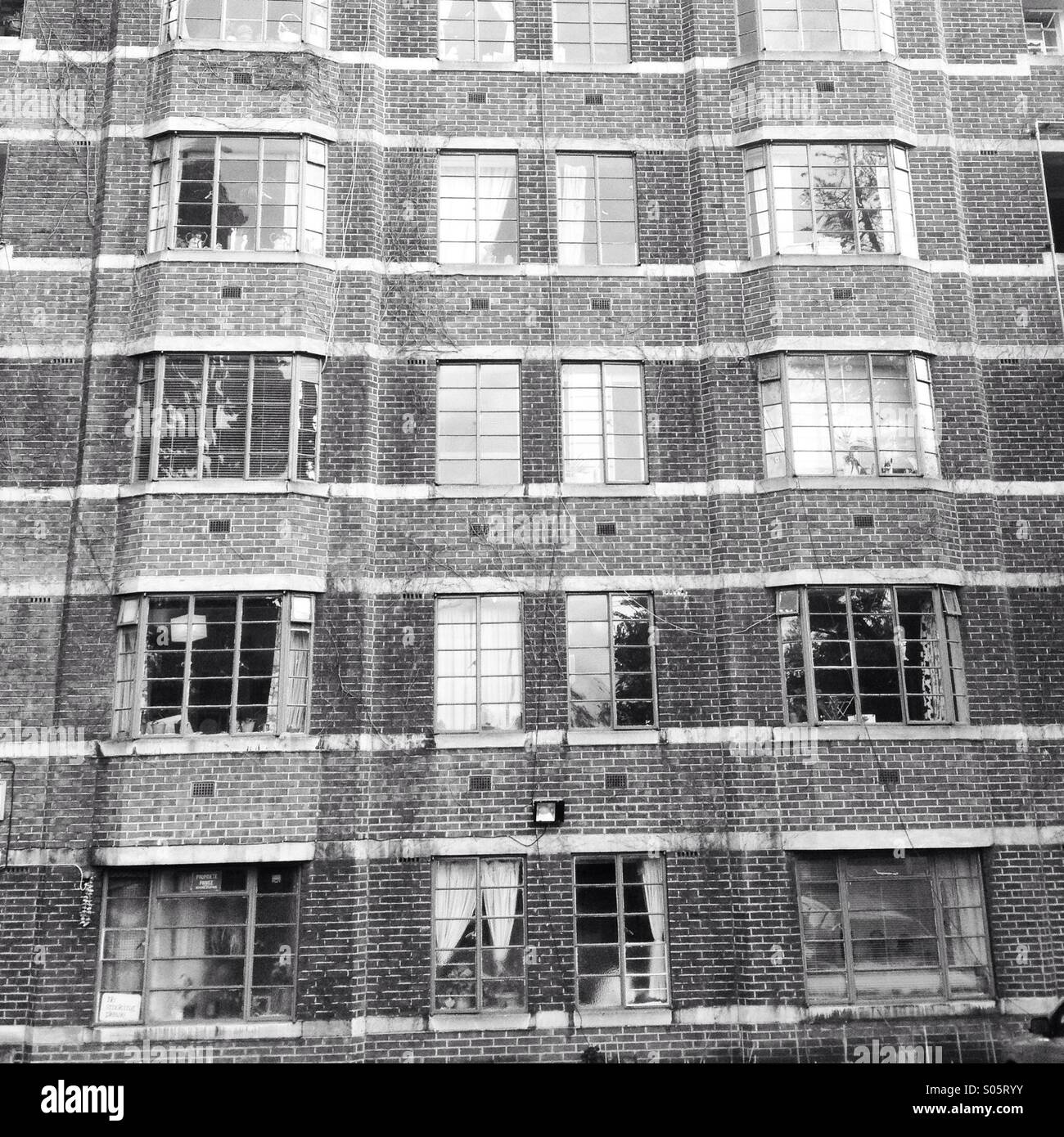 Londoner Wohnblock - Smartphone-aufgenommenes Stockfoto