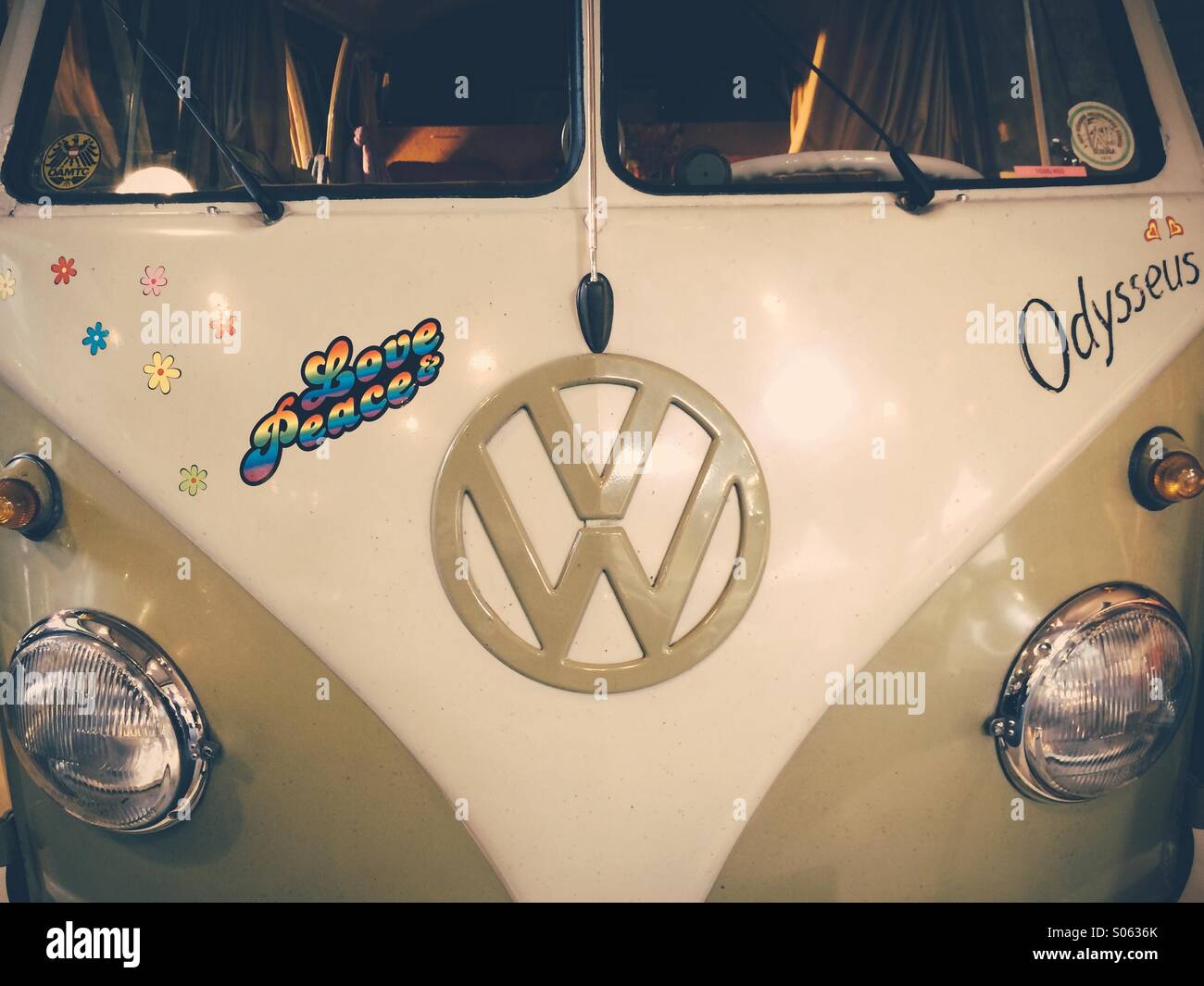 Volkswagen Kombi kann Stockfoto