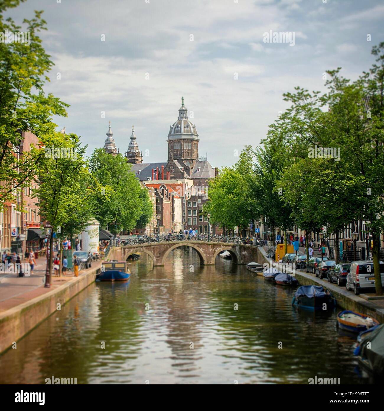 Amsterdam-Kanal-Szene Stockfoto