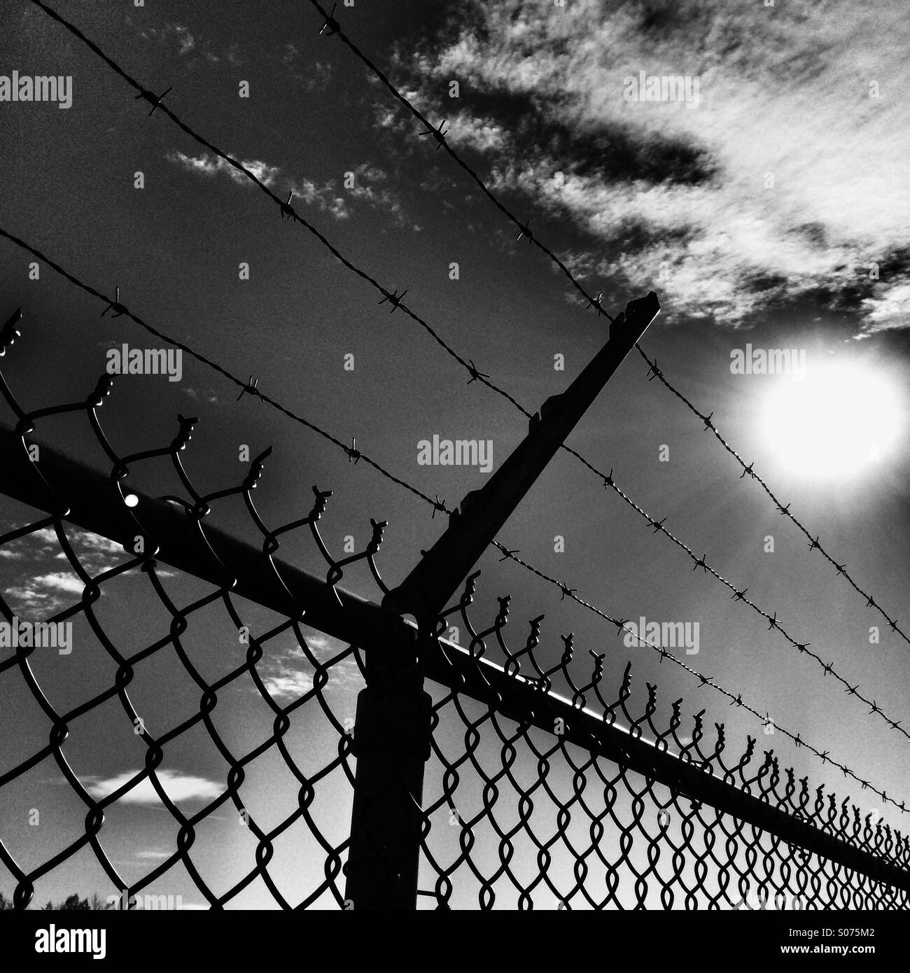 Zaun - Smartphone-aufgenommenes Stockfoto