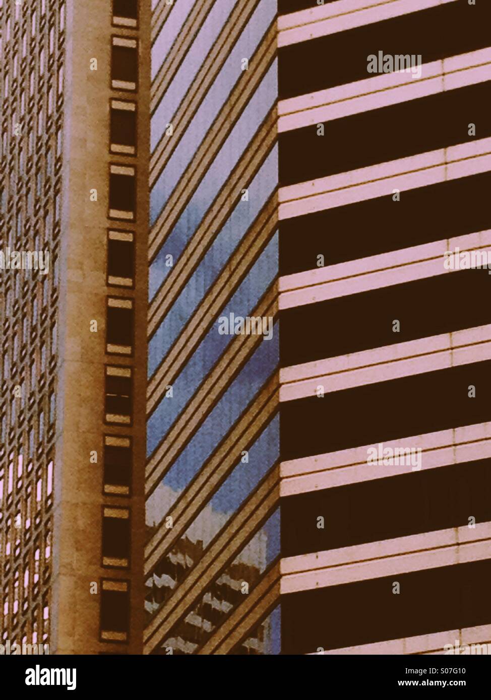 Gebäude in der Innenstadt von San Francisco - Smartphone-aufgenommenes Stockfoto