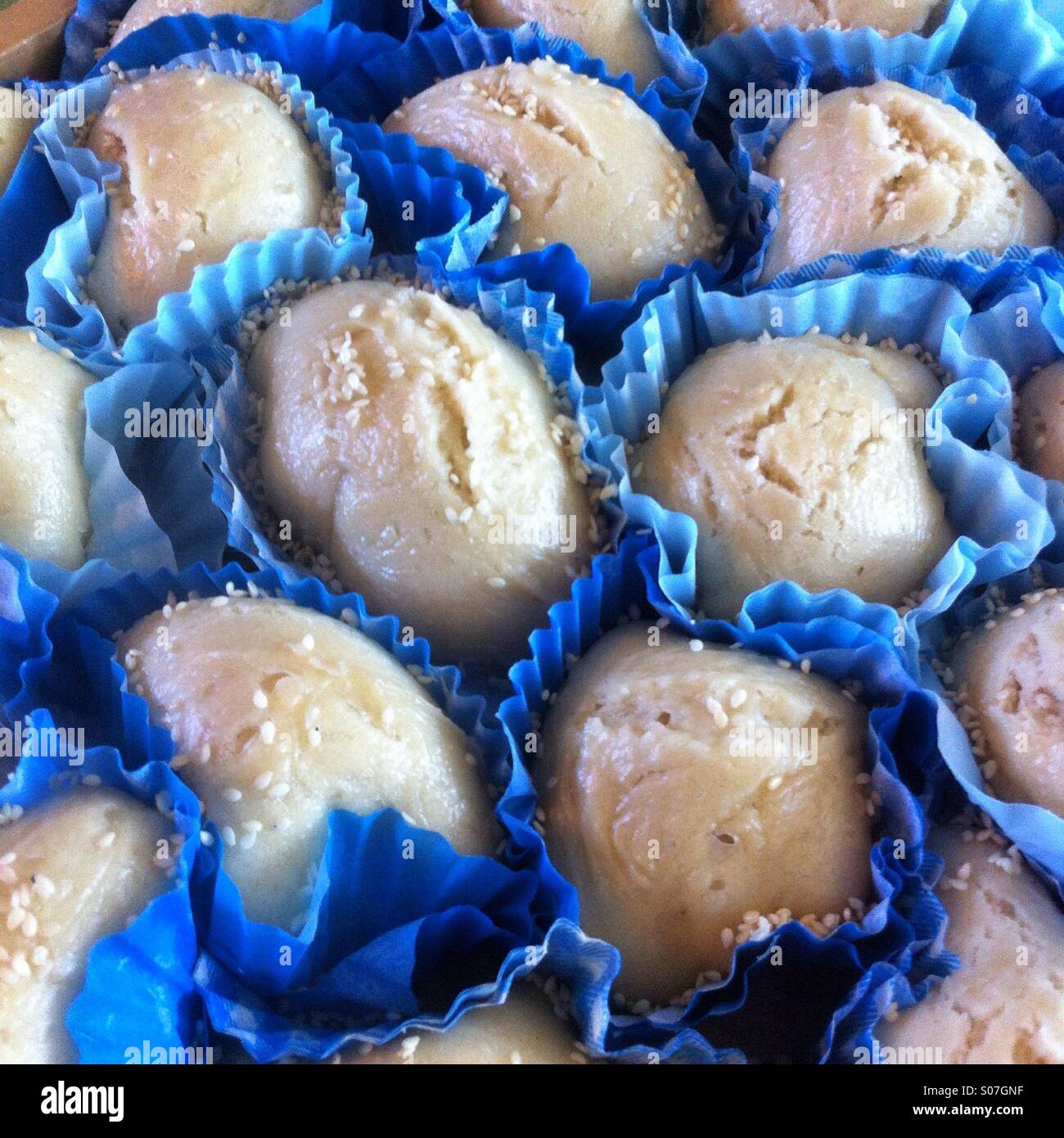 Dim-Sum gedämpfte Knödel - Smartphone-aufgenommenes Stockfoto