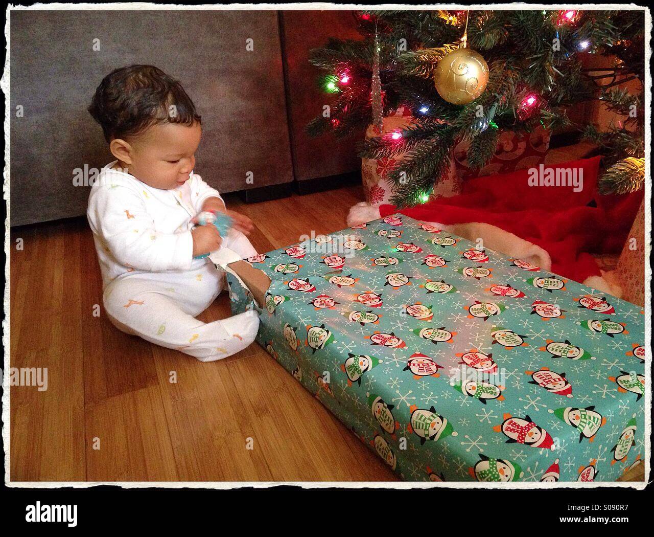 Babys erstes weihnachten -Fotos und -Bildmaterial in hoher Auflösung – Alamy