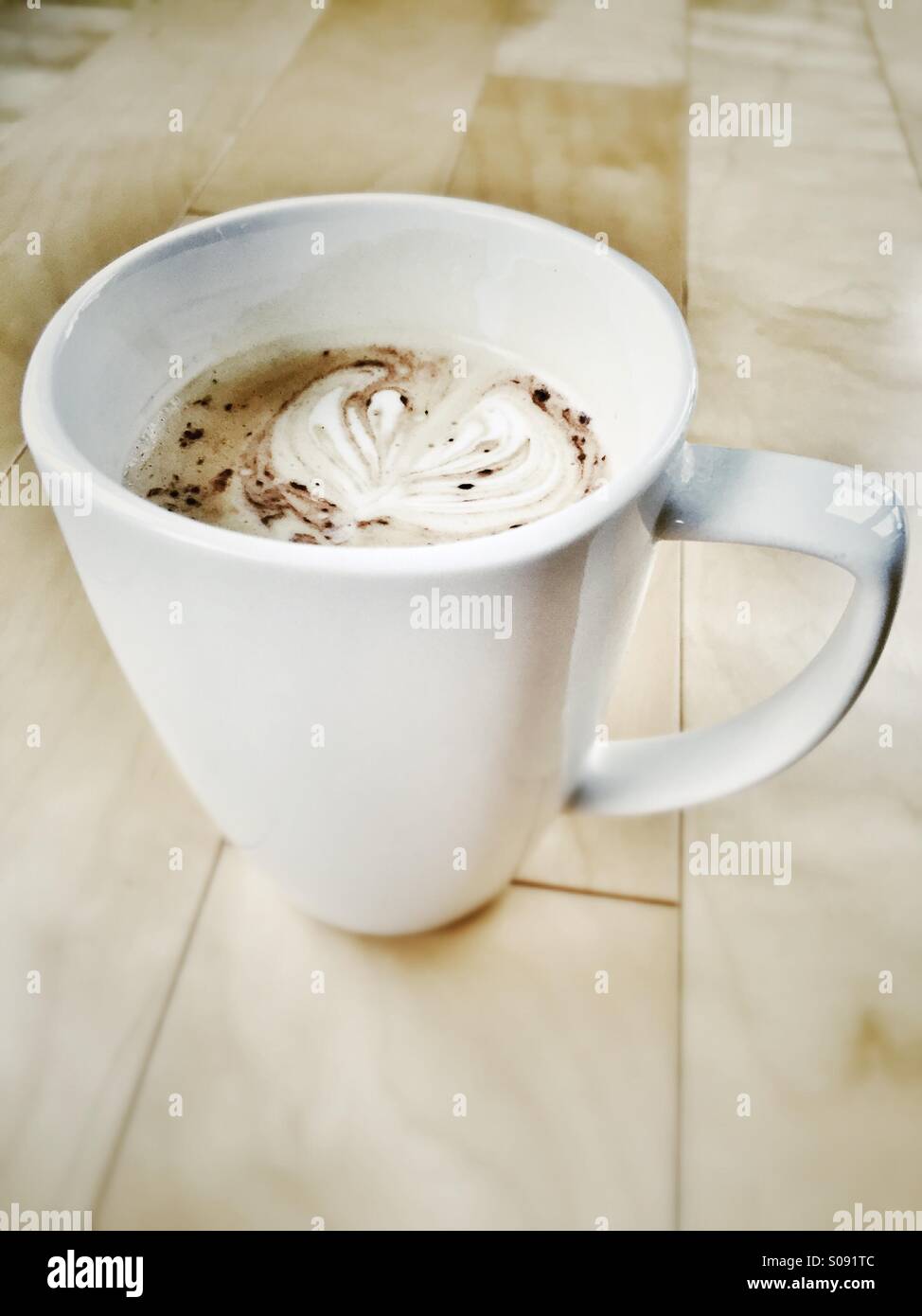 Tasse Kaffee - Smartphone-aufgenommenes Stockfoto
