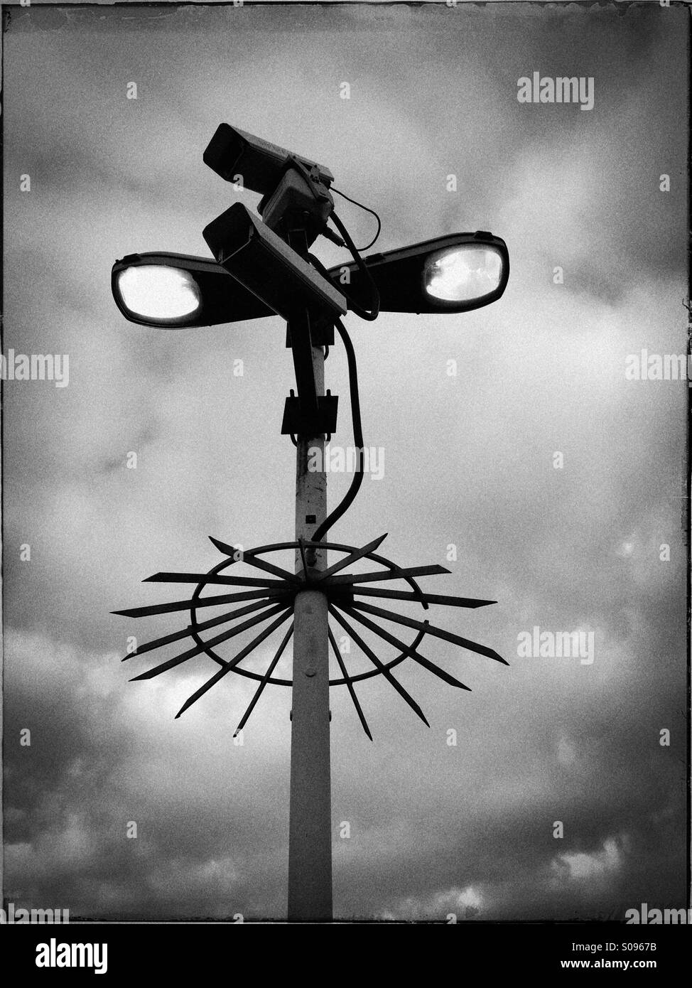 CCTV-Kameras - Smartphone-aufgenommenes Stockfoto